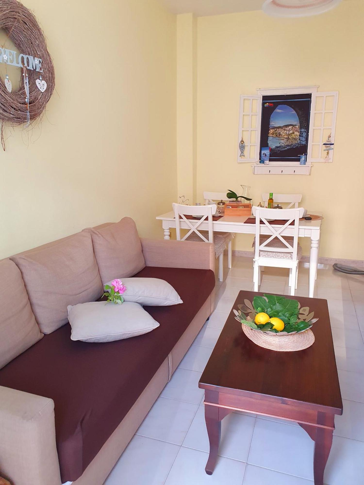 Casa Vacanze Rosy "Nel Verde" パリヌロ エクステリア 写真
